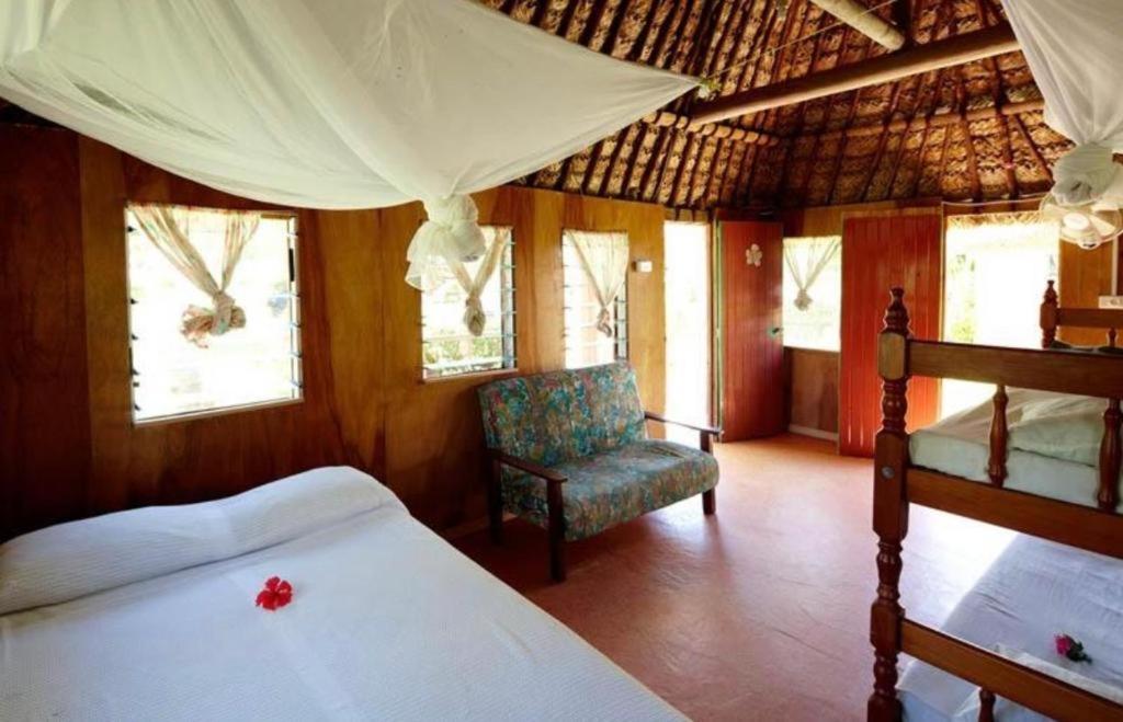 Nabua Lodge Naisisili المظهر الخارجي الصورة